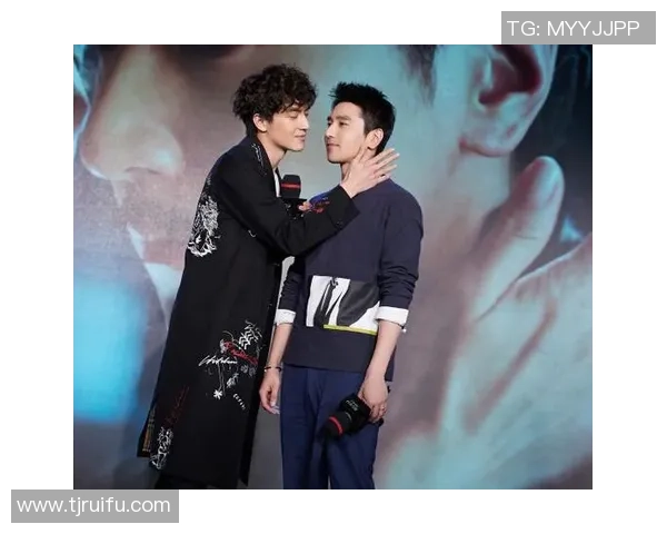 蜡像足球明星盘点:那些在博物馆中与我们同框的传奇球员